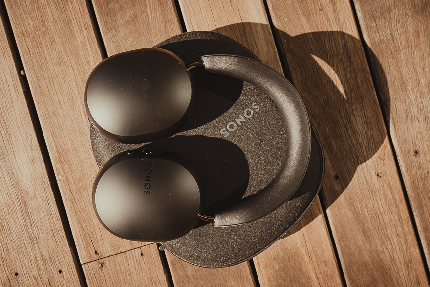 Premium Wireless Headphones for Creatives Premium Wireless Headphones for Creatives