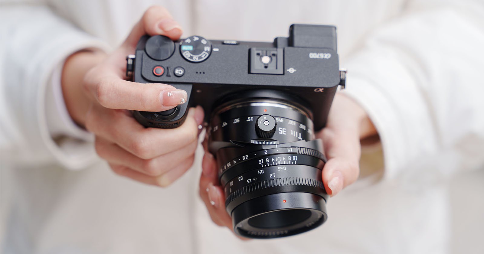 TTArtisan’s New Tilt 35mm f/1.4 Lens Offers Creative Depth of Field Control TTArtisan’s New Tilt 35mm f/1.4 Lens Offers Creative Depth of Field Control