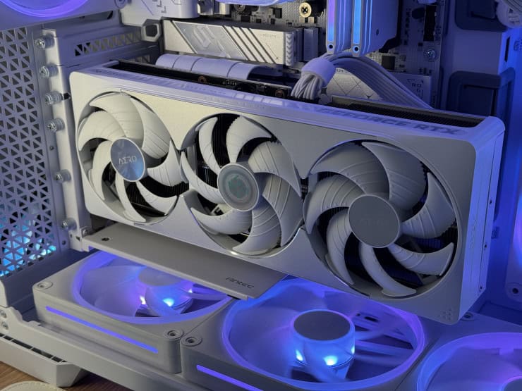 RTX 5080 “confirmed dead” as more thermal gel leaking issues surface RTX 5080 “confirmed dead” as more thermal gel leaking issues surface