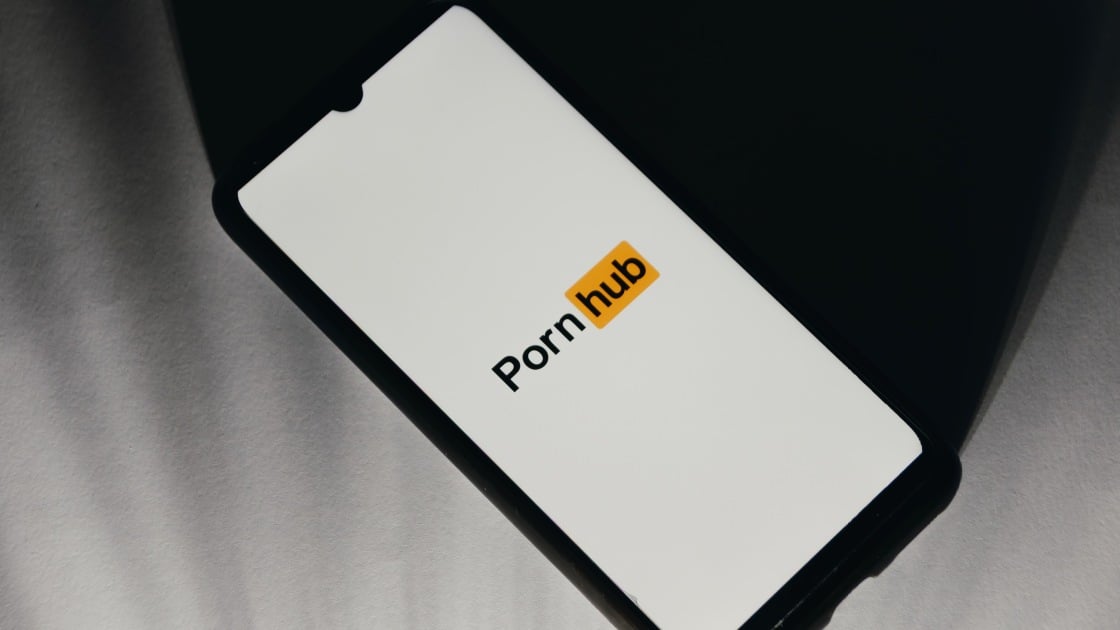Pornhub Returns? Adult Site Mulls Complying With Age-Verification Laws Pornhub Returns? Adult Site Mulls Complying With Age-Verification Laws