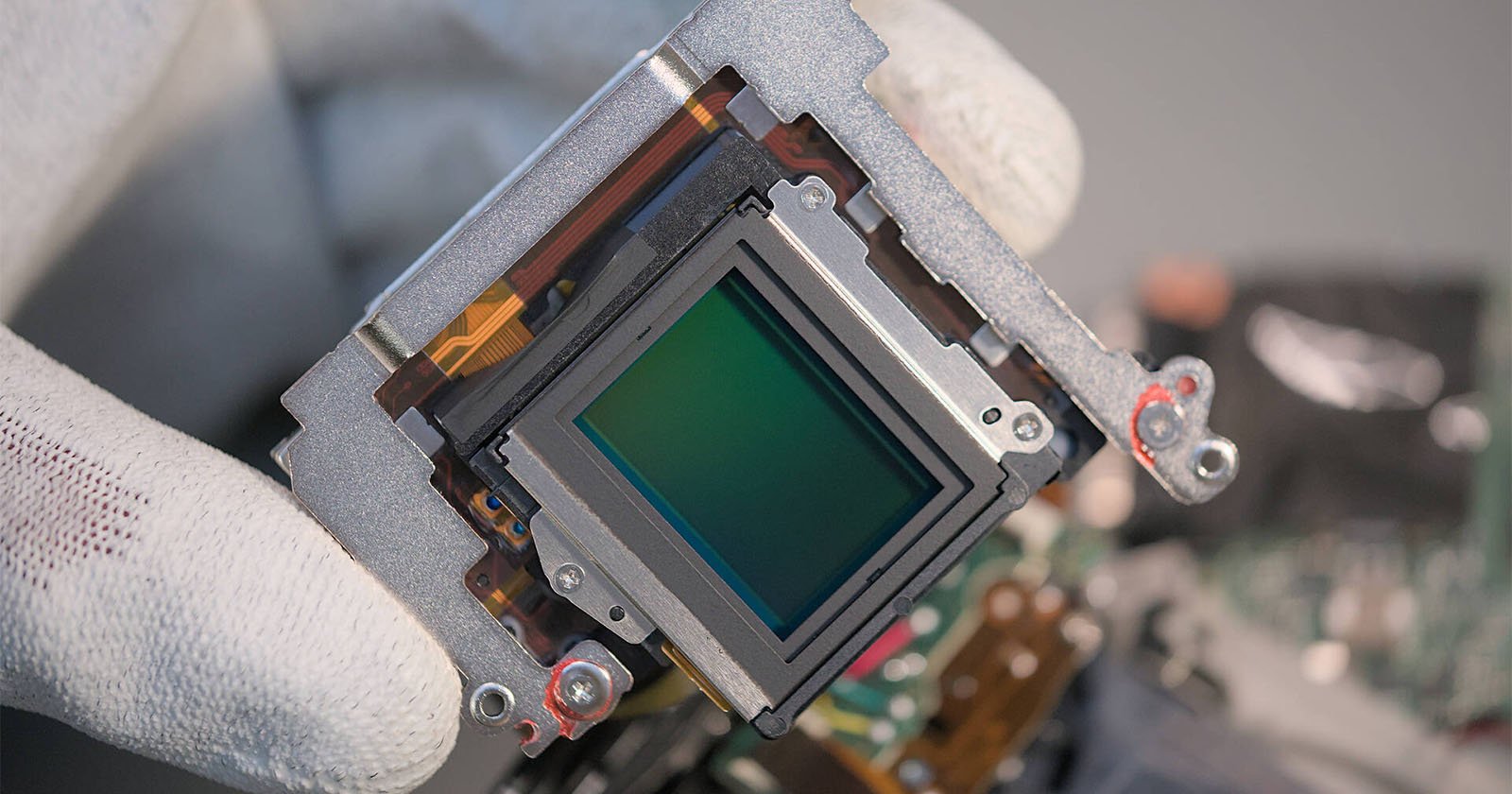 X-T5 Teardown Uncovers Fujifilm’s Incredible IBIS Engineering